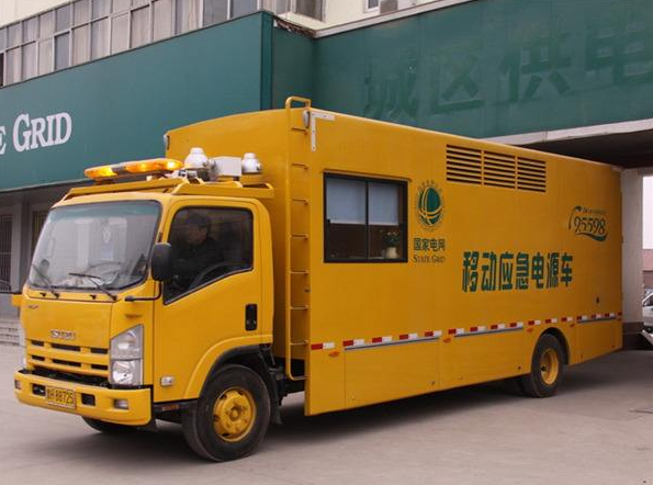 掛載車載UPS的應(yīng)急電源車 掛載車載UPS的應(yīng)急電源車